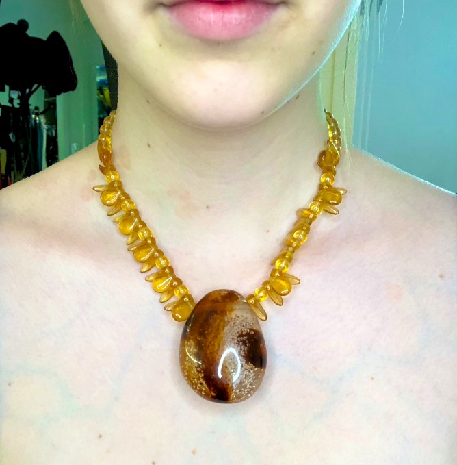 Tropical Island Style Necklace - Image 2