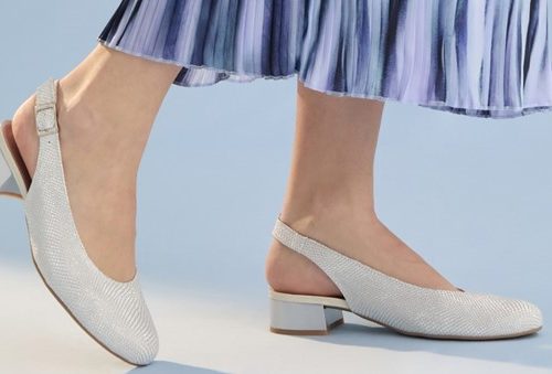 Halle Heels
