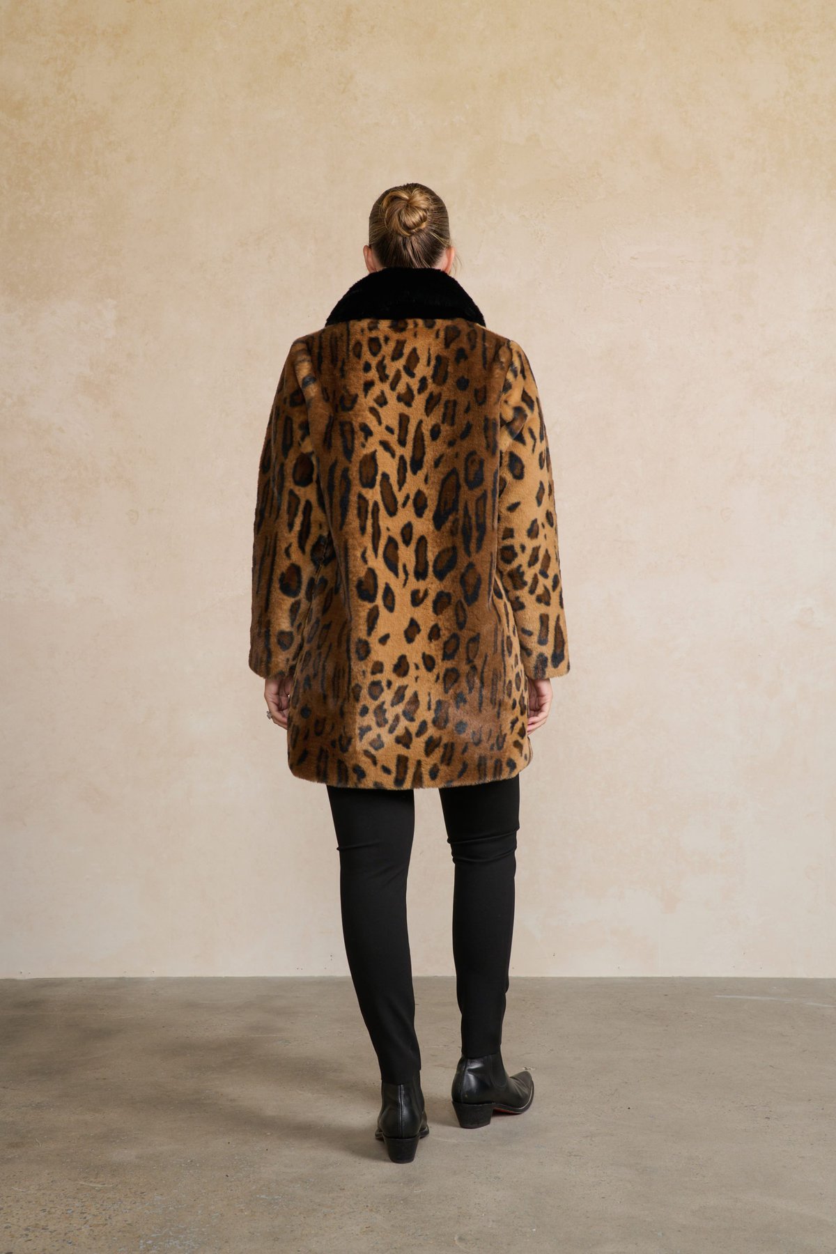 Lush Leopard Coat - Image 4