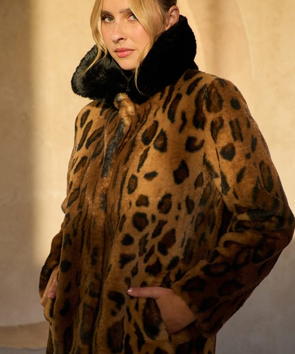 Alternative view of Lush Leopard Coat